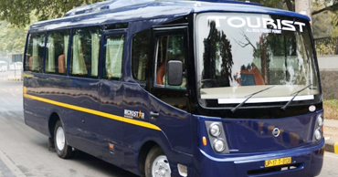 15 seater tempo traveller hire in delhi