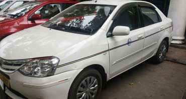 maruti swift dzire car rental in delhi